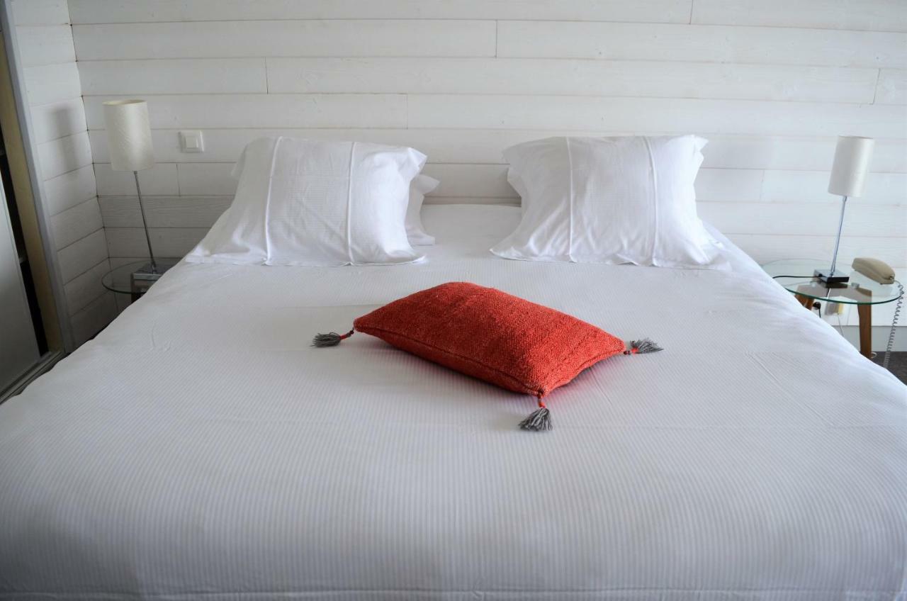 Hotel Le Toeno Trebeurden Bagian luar foto